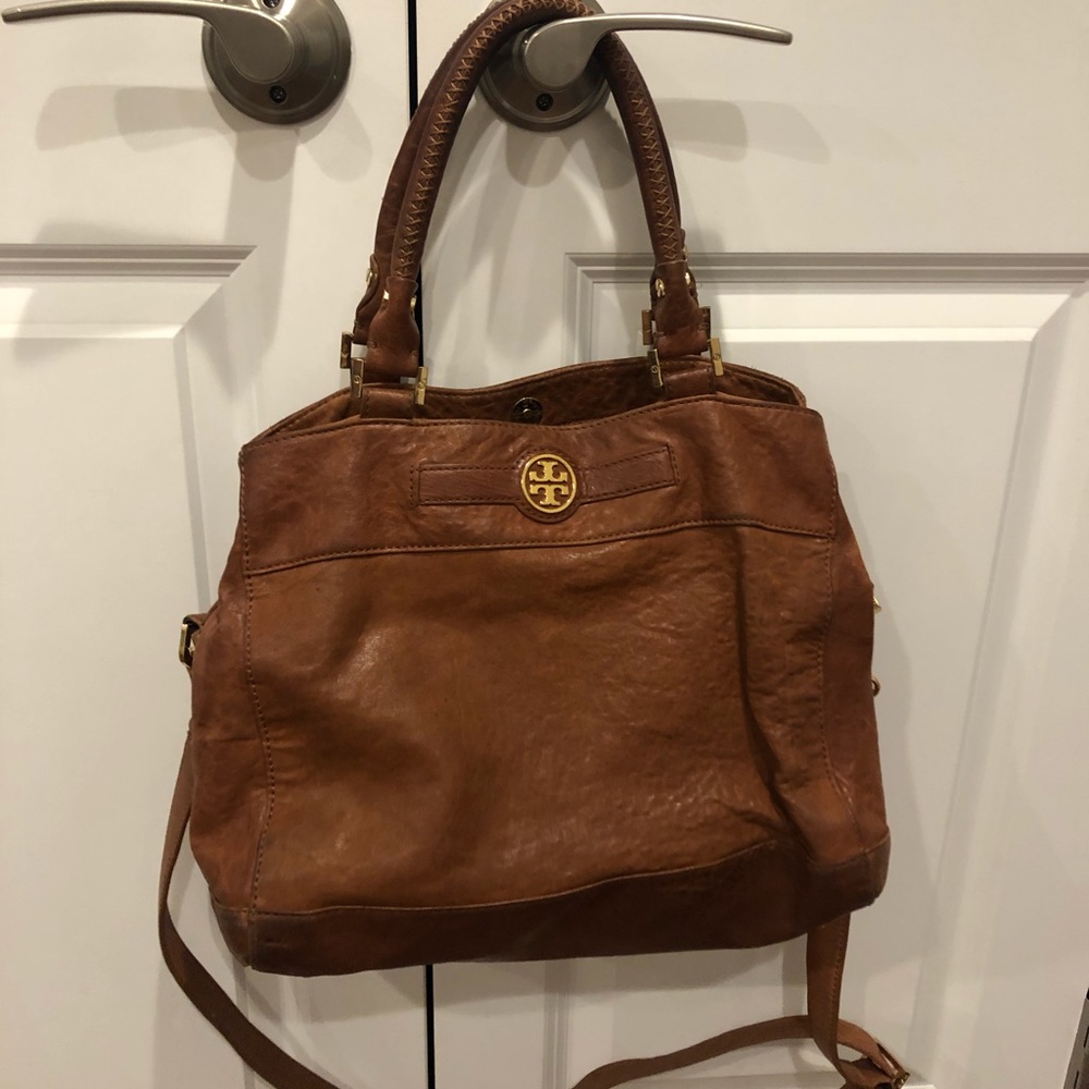 Tory Burch ALL LEATHER crossbody and shoulder bag.